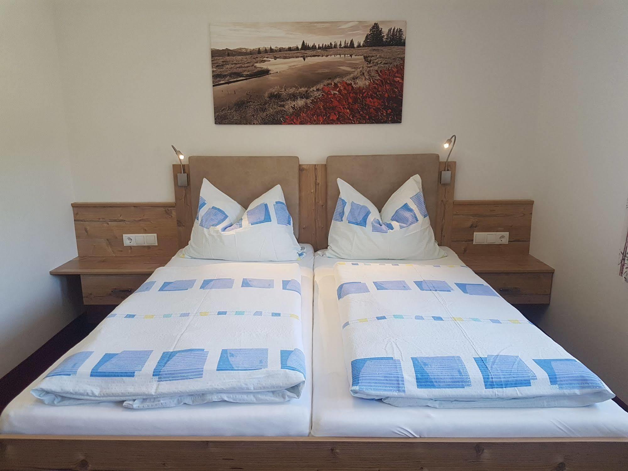 Oberauer Wagrain - Die Eco Familien Hotelpension B&B Eksteriør billede