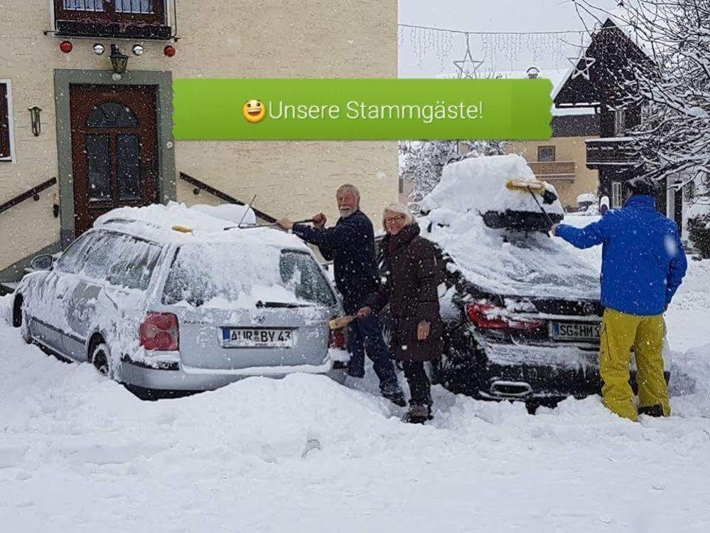 Oberauer Wagrain - Die Eco Familien Hotelpension B&B Eksteriør billede