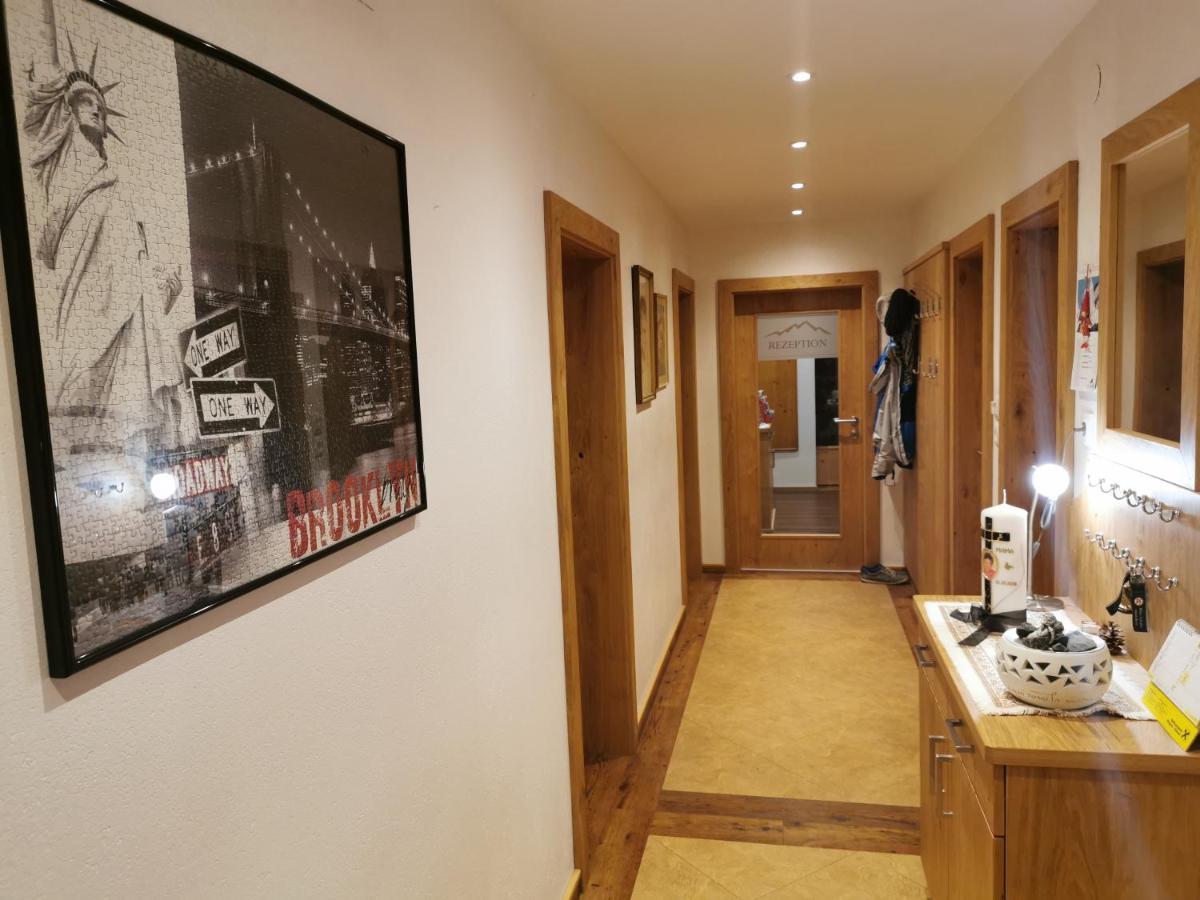 Oberauer Wagrain - Die Eco Familien Hotelpension B&B Eksteriør billede